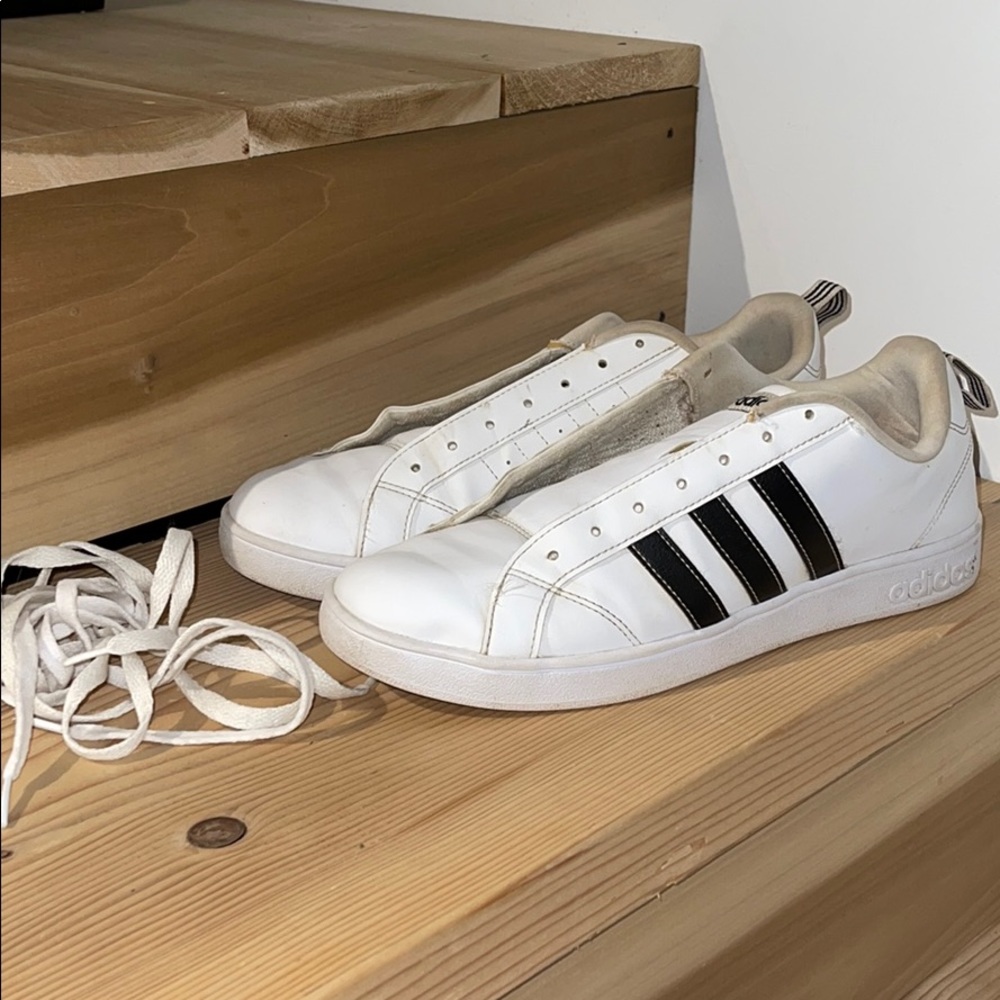 Woman’s Adidas size 9